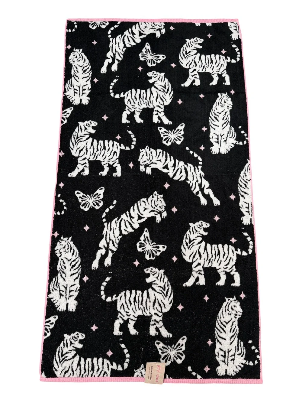 Betsey Johnson NWT Plush Black & White Tiger Print Bath and Hand Towel Set